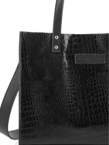 Cartera de cuero sintético color marrón con textura de piel de cocodrilo y asas de doble mano.