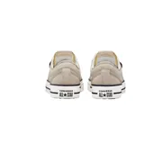 Championes Converse Star Player 76 color beige con detalles en marrón y suela blanca con línea negra.