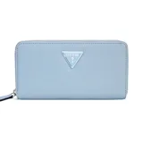 Billetera Guess modelo Viviette, color celeste, con cierre perimetral y logo triangular de la marca en metal plateado en el frente.