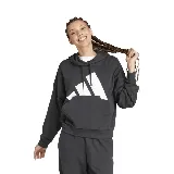 Buzo hoodie Adidas negro con logo de la marca estampado en blanco en el frente.