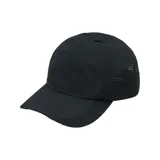 Gorra negra de Supreme, modelo Mesh 6 Panel, con paneles frontales de tela lisa y paneles laterales de malla.