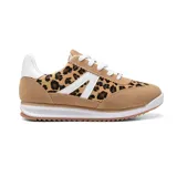 Championes urbanos con estampado animal print, detalles en gamuza negra y suela blanca con base marrón.