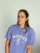 T-Shirt de algodón con elastano, color lavanda, de corte amplio y estampado frontal de Mickey Mouse.