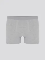 Kit de dos calzoncillos tipo bóxer, uno negro y uno blanco, con cintura elástica lisa.