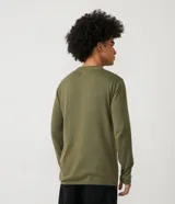 Buzo negro de algodón con cuello redondo y mangas largas.