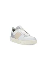 Zapatillas multicolor con detalles en tonos gris y beige, diseño clásico y suela cómoda.
