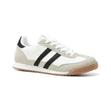 Championes urbanos American Sport, color blanco con detalles en beige y negro.