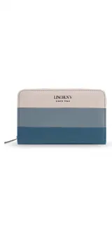 Billetera mediana de símil cuero con diseño a rayas horizontales en tonos beige, gris y azul. Cuenta con cierre perimetral, tapa frontal con compartimento interior con 8 tarjeteros y espacio para billetes, y monedero con cierre.