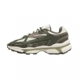Championes Lacoste Upper color verde oliva, gris y blanco.