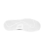 Championes Puma Smash v2 L de cuero blanco con detalles en negro, ideales para uso urbano.