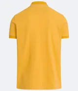Polo de manga corta color amarillo, confeccionada en tejido de piqué con cuello clásico y tapeta de dos botones. Presenta ribetes blancos en cuello y mangas.