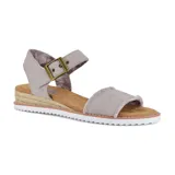 Sandalias Skechers Desert Kiss color beige con plataforma de yute y plantilla Memory Foam.