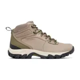Bota de senderismo Columbia Newton Ridge Plus II, color marrón, con capellada de cuero recubierto de PU, ante y malla. Cuenta con tecnología Omni-Tech™ impermeable y transpirable, entresuela TechLite™ para amortiguación y suela Omni-Grip™ para tracción en todo tipo de terrenos.