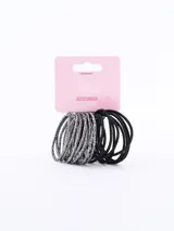 Pack de 20 coleros para el pelo, con elástico recubierto en tela. Incluye 10 coleros negros y 10 plateados con textura brillante.