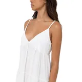 Vestido largo blanco de tirantes finos, con escote en V y corte imperio.