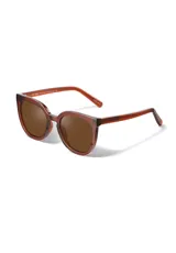 Lentes de sol con montura color marrón y lentes degradadas. Fabricados con materiales reciclados.