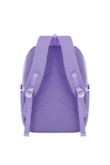 Mochila escolar color celeste, con múltiples compartimentos frontales con cierre y logo bordado en verde.