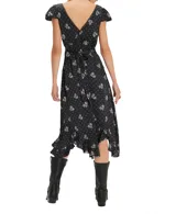 Vestido midi negro con estampado floral, escote cuadrado con detalles bordados y mangas cortas abullonadas.