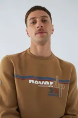 Buzo gris melange de algodón con cuello redondo, puños y cintura acanalados. Estampado frontal con el logo de la marca.