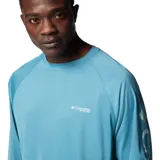 Remera gris de manga larga Columbia Terminal Tackle con logo en el pecho y estampado en la manga.
