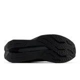Championes de running New Balance Propel V5, color negro, con capellada de malla y suela FuelCell.