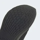 Championes de running Adidas Response Runner, completamente negros, con exterior de malla transpirable, tres franjas laterales en relieve y mediasuela de EVA.