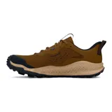 Championes de trail running Under Armour Charged Maven Trail, color marrón con detalles en negro y suela beige con motas.