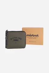 Billetera de nylon resistente y ligero, con varios compartimentos internos y cierre de alta calidad.