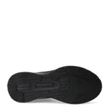 Championes Umbro modelo Vega, color negro, con capellada de malla transpirable y suela de goma. Presenta el logo de Umbro en gris en el lateral.