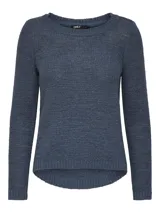 Sweater de punto color azul con cuello redondo y mangas largas.