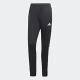 Pantalón deportivo Adidas negro, corte ajustado y pierna cónica, con cintura elástica y cordón de ajuste. Presenta tres franjas blancas verticales en la parte inferior de las piernas y el logo de Adidas en blanco en el muslo izquierdo.