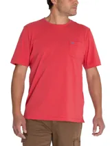Remera celeste de algodón orgánico, corte regular fit, con cuello redondo y bolsillo en el pecho con logo bordado de la marca.