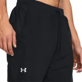 Short de running ligero y elástico, diseñado con forro para transpirabilidad. Tejido exterior de poliéster reciclado.