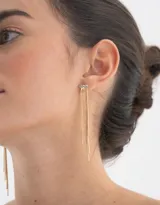 Aros colgantes largos dorados con strass y lluvia de cadenas.