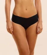 Kit de dos bombachas boyshort de microfibra, una color beige y otra negra, con corte a hilo.