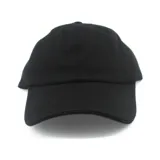 Gorra de béisbol negra con el logo de la marca Panama Jack bordado en el frente.