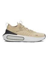 Championes Under Armour UA Phantom 4 color beige con detalles en negro y blanco. Zapatillas de running con capellada de tejido knit transpirable, ajuste tipo botín, cordones elásticos y entresuela con tecnología UA HOVR para mayor amortiguación y retorno de energía.