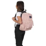 Mochila JanSport color rosa claro, con logo de la marca en el frente, un compartimento principal, un bolsillo frontal con organizador, espalda acolchada y tirantes ergonómicos.