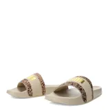 Sandalias Puma Leadcat 2.0 Animal Flair, color beige con estampado animal print y logo dorado.