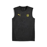 Musculosa deportiva Puma negra con estampado abstracto en gris oscuro, logo de Puma bordado en dorado y escudo del Club Atlético Peñarol bordado en dorado y negro.