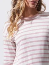 Buzo de modal estampado a rayas horizontales rosas y blancas, con cuello redondo y puños acanalados.
