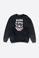 Sudadera oversize de algodón negra, con cuello caja, manga larga y logo estampado en el frente.