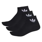Pack de tres pares de medias Adidas de corte medio, color negro con logo blanco.