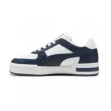 Championes Puma CA Pro Classic, color blanco con detalles en azul marino y logo dorado.