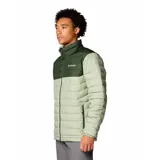 Campera puffer Columbia Powder Lite II, color verde oliva en la parte superior y verde claro en la parte inferior. Con cierre frontal, cuello alto, bolsillos laterales con cierre y logo de la marca bordado en el pecho.