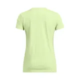 Remera deportiva Under Armour color fucsia con logo blanco estampado en el frente.