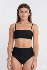 Bombacha de bikini tiro alto colaless, color negro.