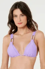 Bikini lila de Blueman, con corpiño triangular y bombacha con tiras dobles en los laterales.