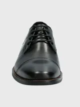 Zapato de vestir Hush Puppies Jazz, color marrón, de cuero, con cordones y suela de goma.