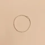 Pulsera de plata 925 con diseño de cordón soga.